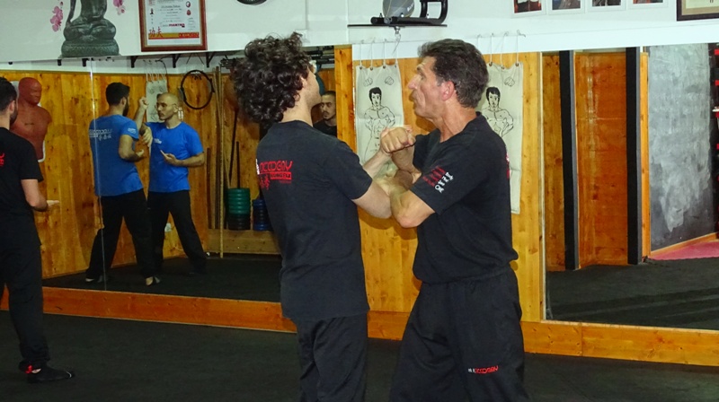 Kung Fu Academy di Sifu Mezzone scuola di wing chun e taijiquan, di wing tsun, difesa personale e arti marziali cinesi a Caserta e in Italia www.kungfuitalia.it (1)